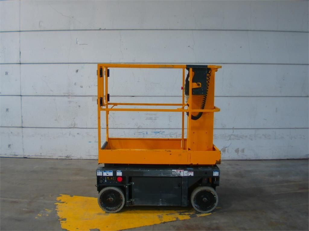 Haulotte STAR 6AE - Lift tiang vertikal: gambar 1 Haulotte STAR 6AE - Lift tiang vertikal: gambar 1