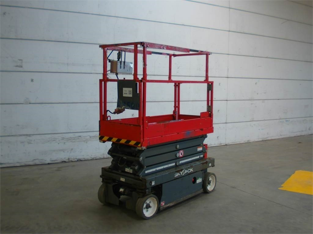SkyJack SJ3219 - Scissor lifts: gambar 4 SkyJack SJ3219 - Scissor lifts: gambar 4