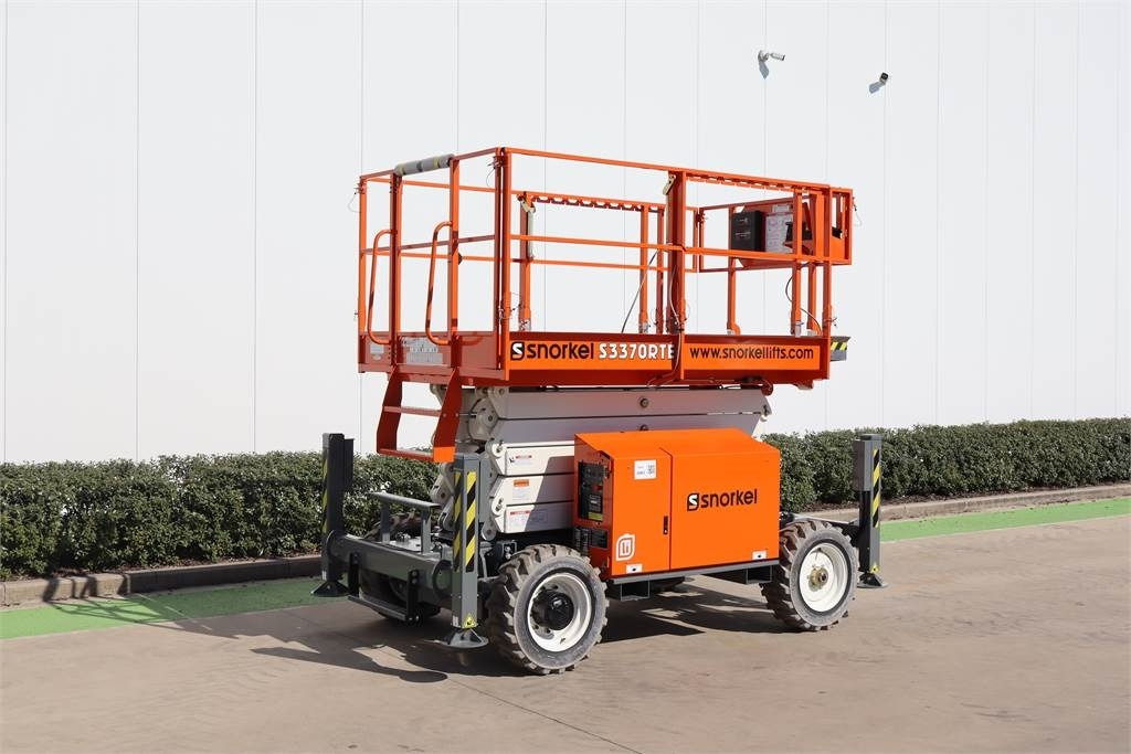 Snorkel S3370RTE - Scissor lifts: gambar 2 Snorkel S3370RTE - Scissor lifts: gambar 2