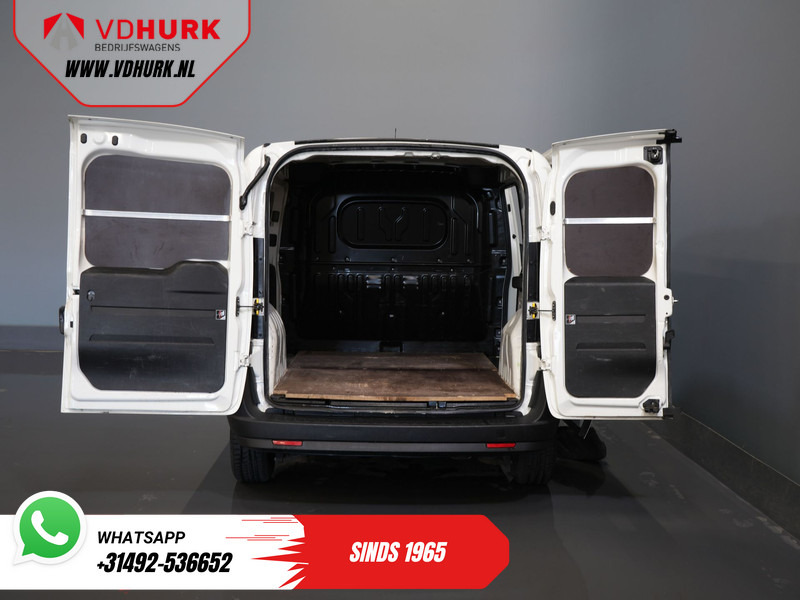 Fiat Dobló Cargo 1.3 MJ BPM VRIJ! 7x Voorraad NL Auto/ Airco/ Bluetooth/ Betimmering - Van kecil: gambar 5 Fiat Dobló Cargo 1.3 MJ BPM VRIJ! 7x Voorraad NL Auto/ Airco/ Bluetooth/ Betimmering - Van kecil: gambar 5