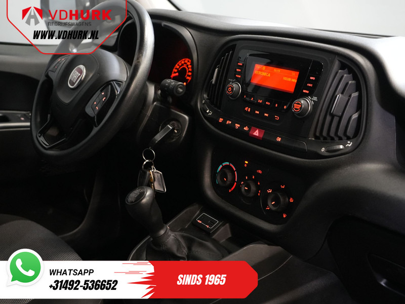 Fiat Dobló Cargo 1.3 MJ BPM VRIJ! (DEMO) NL Auto/ Airco/ Bluetooth/ Betimmering/ Trekhaak - Van kecil: gambar 3 Fiat Dobló Cargo 1.3 MJ BPM VRIJ! (DEMO) NL Auto/ Airco/ Bluetooth/ Betimmering/ Trekhaak - Van kecil: gambar 3