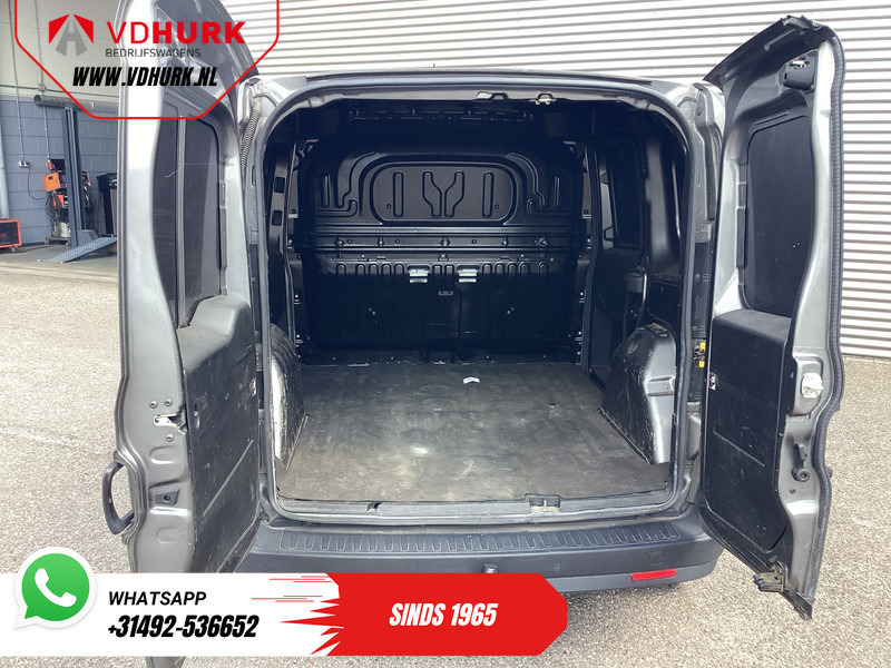 Fiat Dobló Cargo 1.6 MJ 105 pk 3Pers./ Airco/ Cruise/ Navi/ Trekhaak - Van kecil: gambar 5 Fiat Dobló Cargo 1.6 MJ 105 pk 3Pers./ Airco/ Cruise/ Navi/ Trekhaak - Van kecil: gambar 5