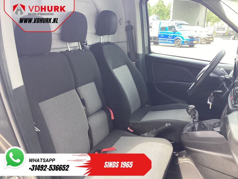 Van kecil Fiat Dobló Cargo 1.6 MJ 105 pk 3Pers./ Airco/ Cruise/ Navi/ Trekhaak: gambar 10