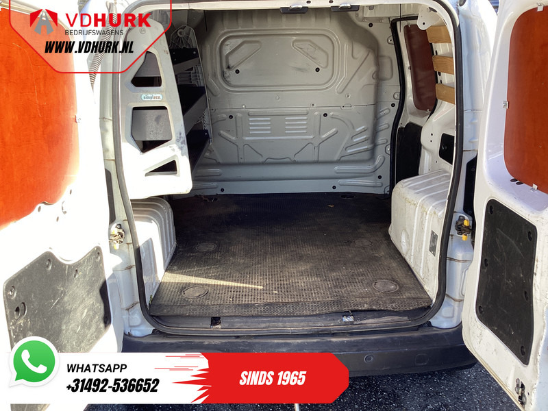 Fiat Fiorino 1.3 MJ 75 pk EXPORT APK 09-2026/ Airco/ Trekhaak/ Lichtbalk/ PDC - Van kecil: gambar 5 Fiat Fiorino 1.3 MJ 75 pk EXPORT APK 09-2026/ Airco/ Trekhaak/ Lichtbalk/ PDC - Van kecil: gambar 5