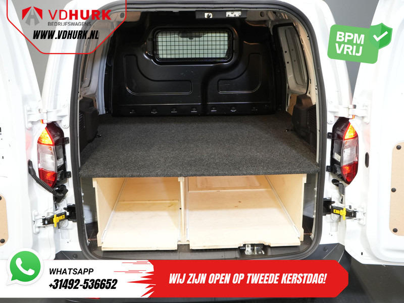 Van kecil Ford Transit Courier 1.0 EcoBoost Limited BENZINE BPM VRIJ! Carplay/ Camera/ Climate/ Cruise/ PDC/ LMV/ DAB: gambar 15 Van kecil Ford Transit Courier 1.0 EcoBoost Limited BENZINE BPM VRIJ! Carplay/ Camera/ Climate/ Cruise/ PDC/ LMV/ DAB: gambar 15