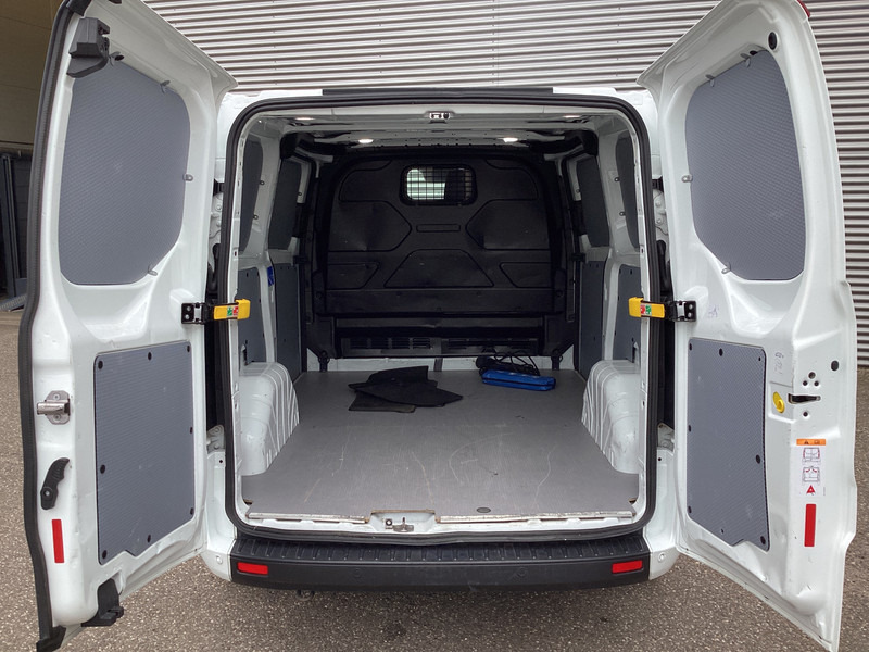 Ford Transit Custom 1.0 130 pk PHEV Trend BPM VRIJ! 2xSchuifdeur/ Carplay/ Stoelverw./ Camera/ Cruise/ PDC - Van panel: gambar 5 Ford Transit Custom 1.0 130 pk PHEV Trend BPM VRIJ! 2xSchuifdeur/ Carplay/ Stoelverw./ Camera/ Cruise/ PDC - Van panel: gambar 5