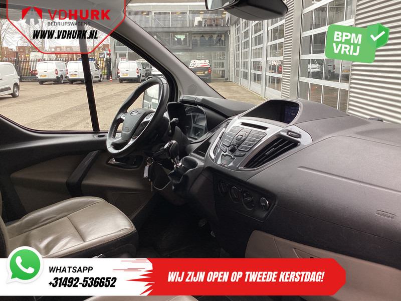 Ford Transit Custom 2.2 TDCI 155 pk Limited DC Dubbel Cabine 2xSchuifdeur/ Elek. Stoel/ Leder/ Stoelverw./ Sidebars/ Airco/ Navi/ Cruise/ Camera/ PD - Van kecil, Van kombi: gambar 3 Ford Transit Custom 2.2 TDCI 155 pk Limited DC Dubbel Cabine 2xSchuifdeur/ Elek. Stoel/ Leder/ Stoelverw./ Sidebars/ Airco/ Navi/ Cruise/ Camera/ PD - Van kecil, Van kombi: gambar 3