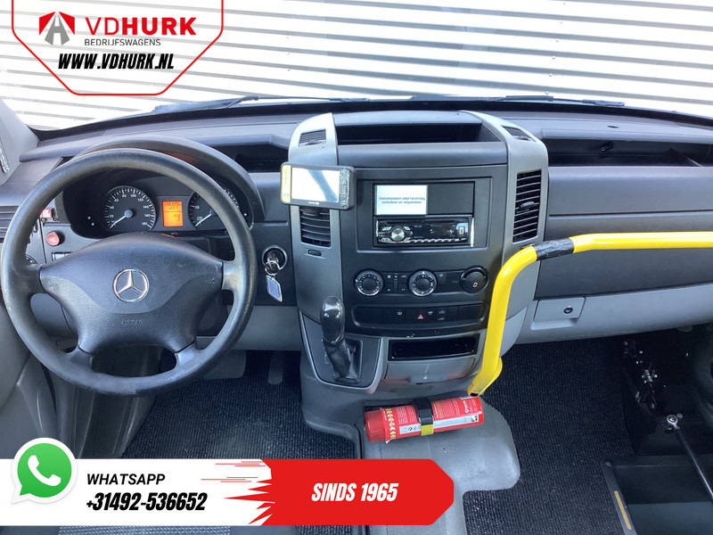 Mercedes-Benz Sprinter 313 2.2 CDI Aut. L2H2 € 10.648 Incl. BTW BPM VRIJ! EXPORT ONLY Combi/ 9 Persoons/ Kombi/ 9P/ Airco/ Rolstoellift - Bus mini, Van penumpang: gambar 3 Mercedes-Benz Sprinter 313 2.2 CDI Aut. L2H2 € 10.648 Incl. BTW BPM VRIJ! EXPORT ONLY Combi/ 9 Persoons/ Kombi/ 9P/ Airco/ Rolstoellift - Bus mini, Van penumpang: gambar 3
