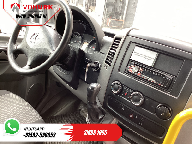 Mercedes-Benz Sprinter 313 2.2 CDI Aut. L2H2 €11.132 Incl. BTW BPM VRIJ! EXPORT ONLY Combi/ 9 Persoons/ Kombi/ 9P/ Airco/ Rolstoellift - Bus mini, Van penumpang: gambar 3 Mercedes-Benz Sprinter 313 2.2 CDI Aut. L2H2 €11.132 Incl. BTW BPM VRIJ! EXPORT ONLY Combi/ 9 Persoons/ Kombi/ 9P/ Airco/ Rolstoellift - Bus mini, Van penumpang: gambar 3
