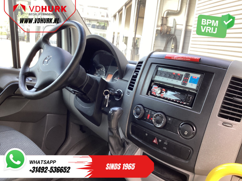 Mercedes-Benz Sprinter 313 2.2 CDI L2H2 €11.132 Incl. BTW BPM VRIJ! EXPORT ONLY Combi/ 9 Persoons/ Kombi/ 9P/ Airco/ Rolstoellift - Bus mini, Van penumpang: gambar 3 Mercedes-Benz Sprinter 313 2.2 CDI L2H2 €11.132 Incl. BTW BPM VRIJ! EXPORT ONLY Combi/ 9 Persoons/ Kombi/ 9P/ Airco/ Rolstoellift - Bus mini, Van penumpang: gambar 3