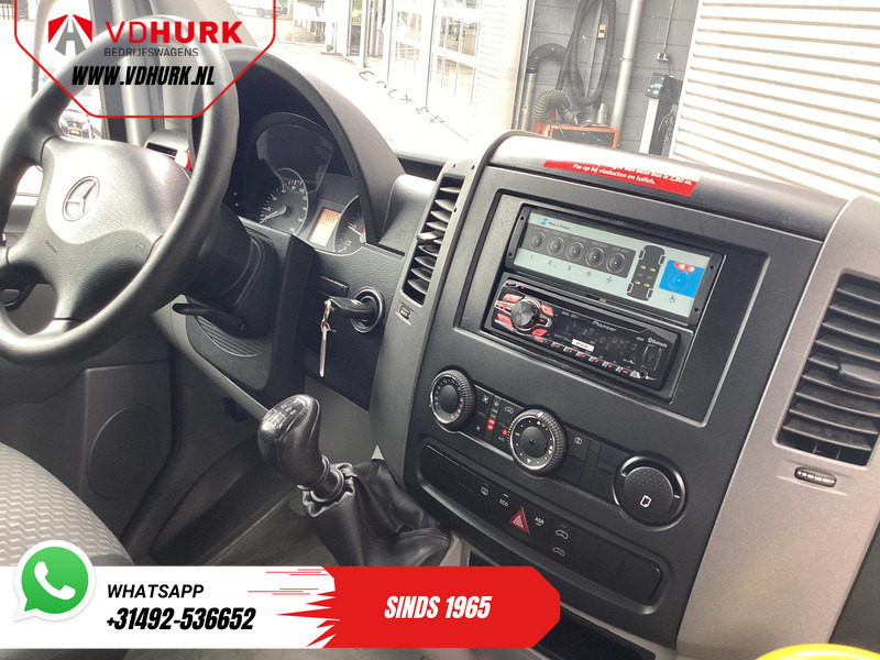 Mercedes-Benz Sprinter 313 2.2 CDI L2H2 €9.922 Incl. BTW BPM VRIJ! EXPORT ONLY Combi/ 9 Persoons/ Kombi/ 9P/ Airco/ Rolstoellift - Bus mini, Van penumpang: gambar 3 Mercedes-Benz Sprinter 313 2.2 CDI L2H2 €9.922 Incl. BTW BPM VRIJ! EXPORT ONLY Combi/ 9 Persoons/ Kombi/ 9P/ Airco/ Rolstoellift - Bus mini, Van penumpang: gambar 3