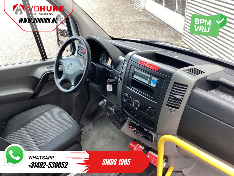 Mercedes-Benz Sprinter 313 2.2 CDI L3H2 €10.572 Incl. BTW BPM VRIJ! EXPORT ONLY Combi/ 9 Persoons/ Kombi/ 9P/ Airco/ Rolstoellift - Bus mini, Van penumpang: gambar 3 Mercedes-Benz Sprinter 313 2.2 CDI L3H2 €10.572 Incl. BTW BPM VRIJ! EXPORT ONLY Combi/ 9 Persoons/ Kombi/ 9P/ Airco/ Rolstoellift - Bus mini, Van penumpang: gambar 3