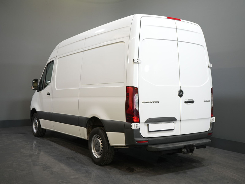 Mercedes-Benz Sprinter 316 2.2 CDI Aut. L2H2 EXPORT ONLY RWD LED/ Gev.Stoel/ Cruise/ Trekhaak - Van panel: gambar 2 Mercedes-Benz Sprinter 316 2.2 CDI Aut. L2H2 EXPORT ONLY RWD LED/ Gev.Stoel/ Cruise/ Trekhaak - Van panel: gambar 2