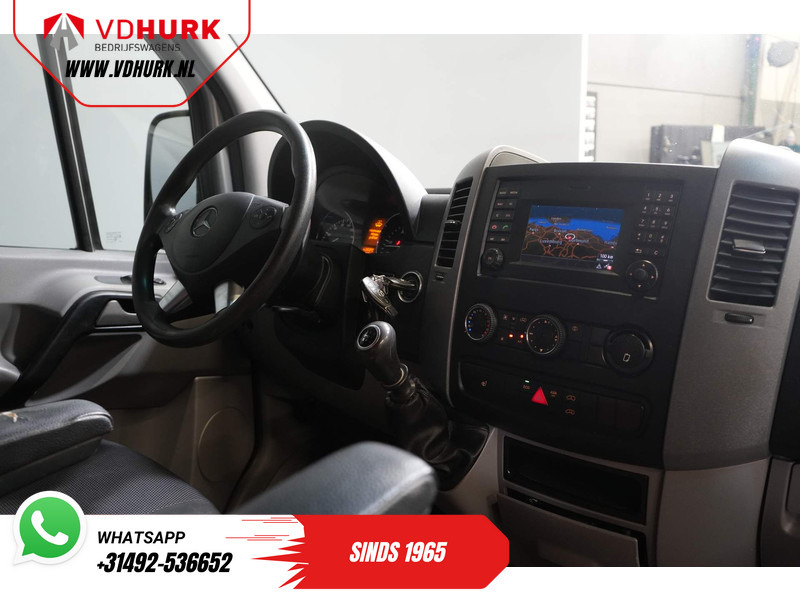 Mercedes-Benz Sprinter 319 3.0 V6 EURO6 L2 EXPORT ONLY 3.5t Trekverm./ Gev.Stoel/ Stoelverw./ Camera/ Cruise/ Navi/ Airco/ Trekhaak - Van panel: gambar 3 Mercedes-Benz Sprinter 319 3.0 V6 EURO6 L2 EXPORT ONLY 3.5t Trekverm./ Gev.Stoel/ Stoelverw./ Camera/ Cruise/ Navi/ Airco/ Trekhaak - Van panel: gambar 3