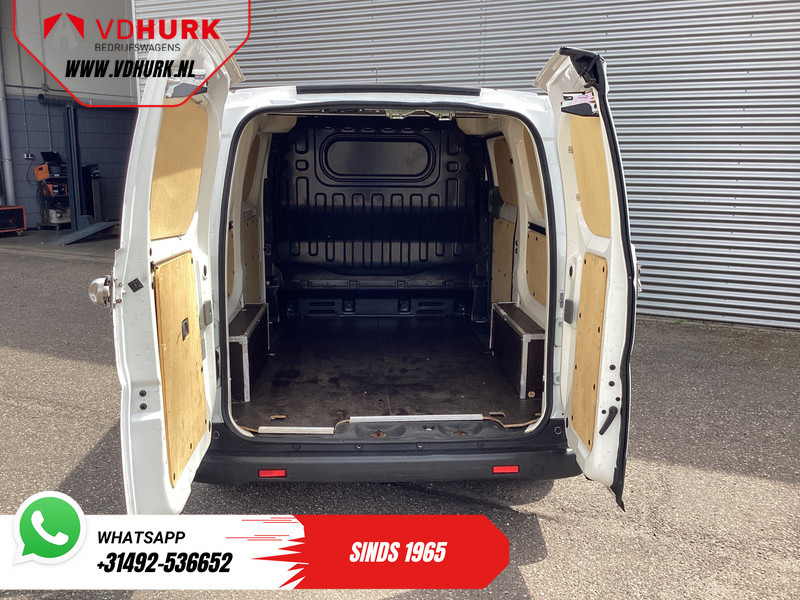 Nissan E-NV200 Business 40 kWh EXPORT ONLY Snellader/ Climate/ Camera/ Cruise - Van panel, Van listrik: gambar 5 Nissan E-NV200 Business 40 kWh EXPORT ONLY Snellader/ Climate/ Camera/ Cruise - Van panel, Van listrik: gambar 5