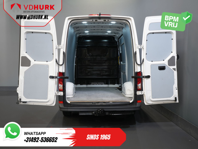 Volkswagen Crafter 35 2.0 TDI 140 pk DSG Aut. L3H3 BPM VRIJ! Carplay/ Camera/ Cruise/ Trekhaak/ Betimmerd/ Airco - Van panel: gambar 5 Volkswagen Crafter 35 2.0 TDI 140 pk DSG Aut. L3H3 BPM VRIJ! Carplay/ Camera/ Cruise/ Trekhaak/ Betimmerd/ Airco - Van panel: gambar 5