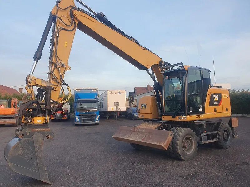 Ekskavator roda Caterpillar M316F: gambar 6