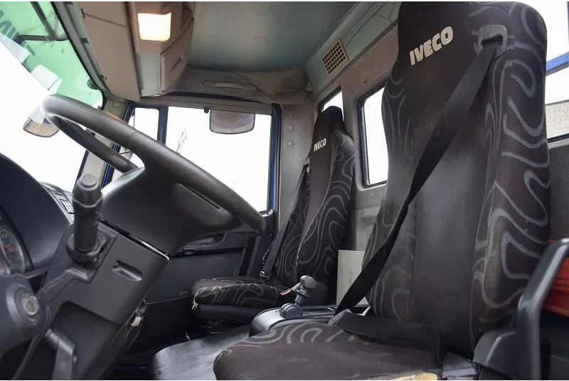 Iveco EuroCargo 120 - Truk jungkit: gambar 5 Iveco EuroCargo 120 - Truk jungkit: gambar 5
