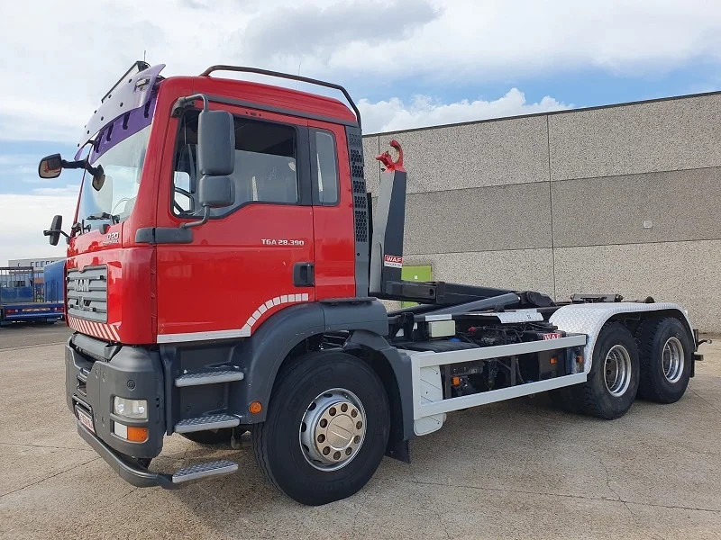 MAN TGA 28.390 - Hook lift: gambar 1 MAN TGA 28.390 - Hook lift: gambar 1