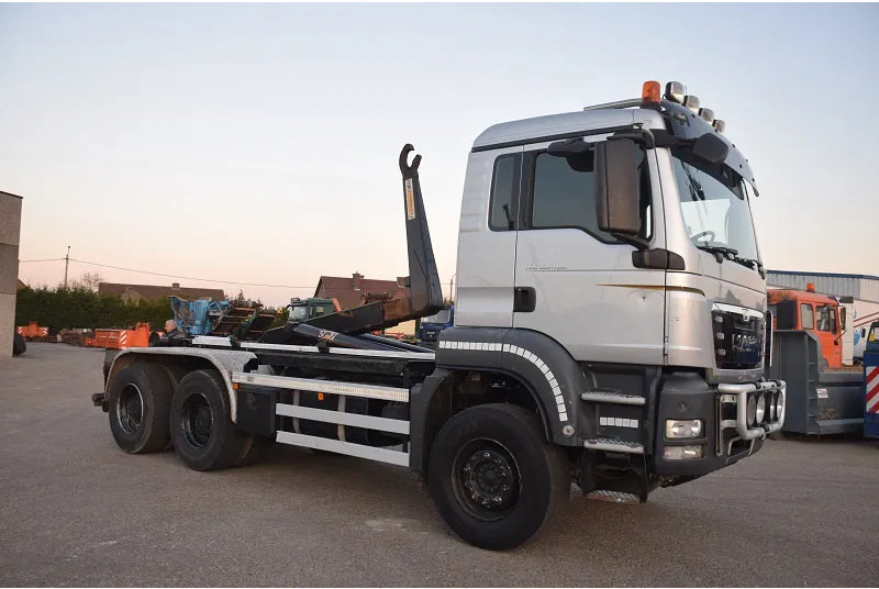 MAN TGS 33.400 - Hook lift: gambar 5 MAN TGS 33.400 - Hook lift: gambar 5