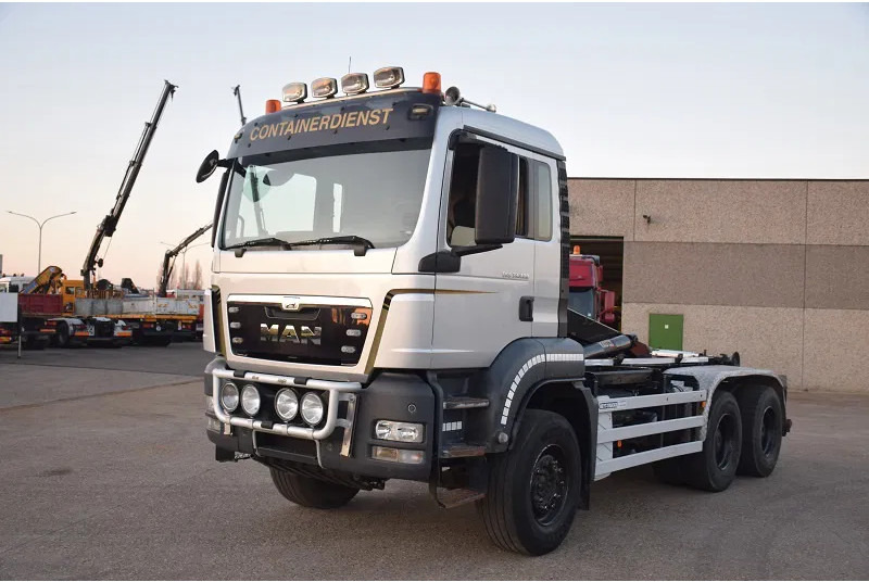 MAN TGS 33.400 - Hook lift: gambar 2 MAN TGS 33.400 - Hook lift: gambar 2