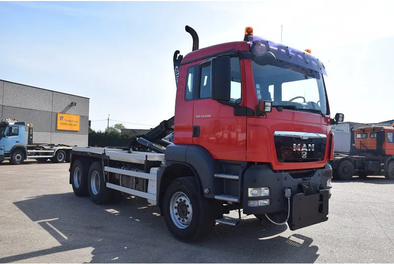 MAN TGS 33.440 - Hook lift: gambar 4 MAN TGS 33.440 - Hook lift: gambar 4