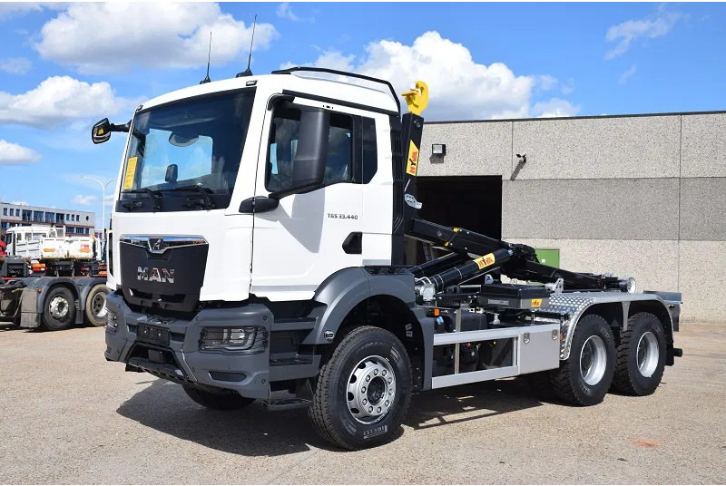 MAN TGS 33.440 - Hook lift: gambar 1 MAN TGS 33.440 - Hook lift: gambar 1