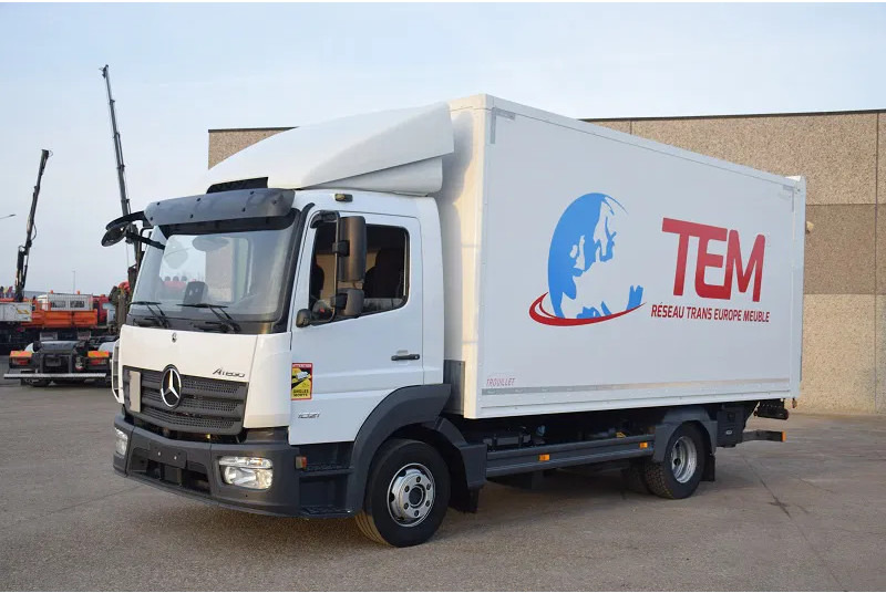 Mercedes-Benz Atego 1021 - Truk box: gambar 1 Mercedes-Benz Atego 1021 - Truk box: gambar 1