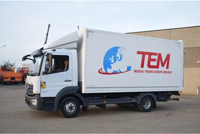 Mercedes-Benz Atego 1021 - Truk box: gambar 3 Mercedes-Benz Atego 1021 - Truk box: gambar 3