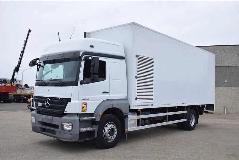 Mercedes-Benz Axor 1824 - Truk box: gambar 1 Mercedes-Benz Axor 1824 - Truk box: gambar 1