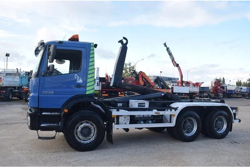 Mercedes-Benz Axor 2633 - Hook lift: gambar 3 Mercedes-Benz Axor 2633 - Hook lift: gambar 3