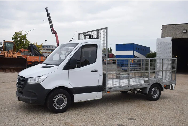 Mercedes-Benz Sprinter 316 - Van flatbed: gambar 2 Mercedes-Benz Sprinter 316 - Van flatbed: gambar 2