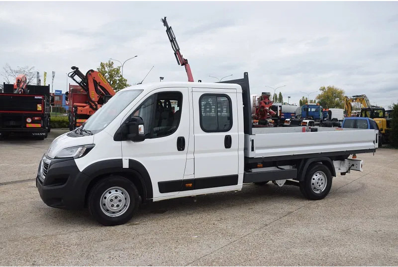 Peugeot Boxer - Van flatbed, Van kombi: gambar 3 Peugeot Boxer - Van flatbed, Van kombi: gambar 3