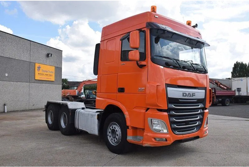 DAF XF 460 - - 58 TON - Tractor head: gambar 4 DAF XF 460 - - 58 TON - Tractor head: gambar 4