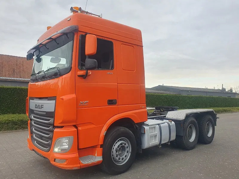 DAF XF 460 58 TON - Tractor head: gambar 4 DAF XF 460 58 TON - Tractor head: gambar 4