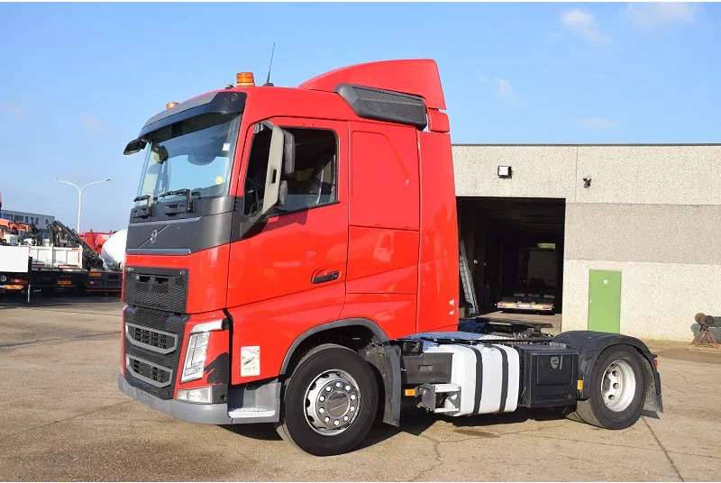 Volvo FH 460 - Tractor head: gambar 5 Volvo FH 460 - Tractor head: gambar 5