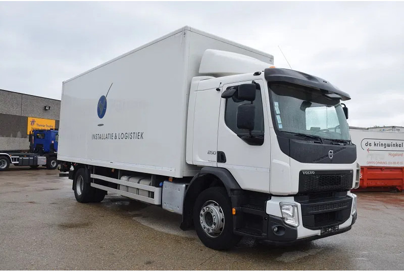 Volvo FE 250 - Truk box: gambar 4 Volvo FE 250 - Truk box: gambar 4