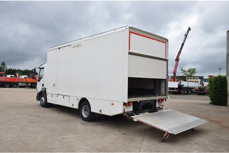 Volvo FL 240 - Truk box: gambar 4 Volvo FL 240 - Truk box: gambar 4