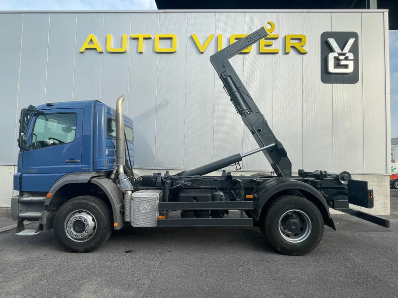 Mercedes-Benz Axor 1833 *cruise control*bluetooth*airconditioning*differentieelslot - Hook lift: gambar 1 Mercedes-Benz Axor 1833 *cruise control*bluetooth*airconditioning*differentieelslot - Hook lift: gambar 1