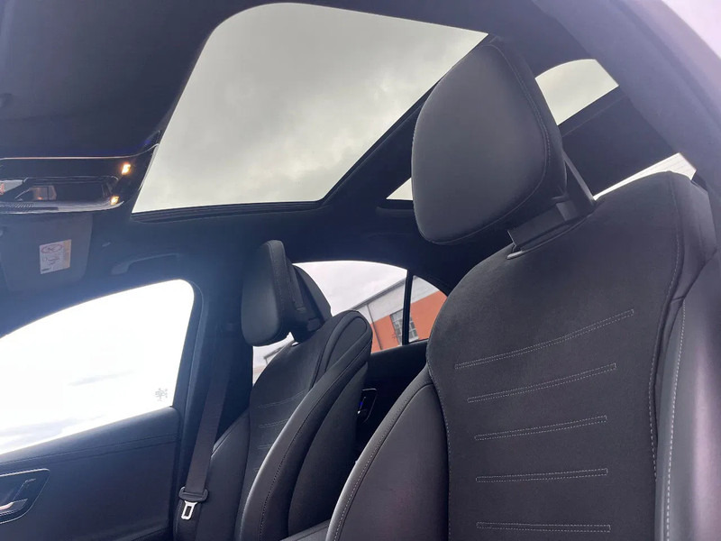 Mercedes-Benz C-Klasse C300e Sedan*AMG PAKKET*NIGHT PAKKET*HEADUPDISPL*360°CAM* - Mobil sedan: gambar 5 Mercedes-Benz C-Klasse C300e Sedan*AMG PAKKET*NIGHT PAKKET*HEADUPDISPL*360°CAM* - Mobil sedan: gambar 5