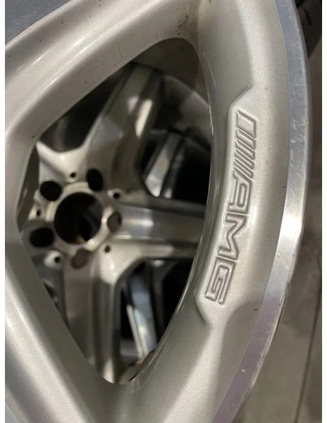 Mercedes-Benz *Occasie *3 velgen AMG* 18 inch - Pelek untuk Mobil: gambar 2 Mercedes-Benz *Occasie *3 velgen AMG* 18 inch - Pelek untuk Mobil: gambar 2