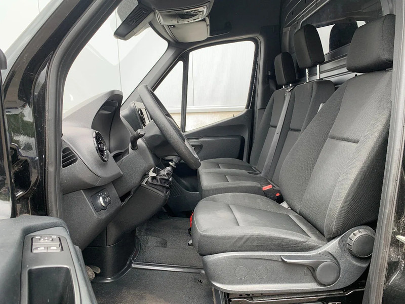 Mercedes-Benz Sprinter 314 *L2H2*Achteruitrijcamera*Elektr.Spiegels*Navigatie*Airconditioning* - Van panel: gambar 5 Mercedes-Benz Sprinter 314 *L2H2*Achteruitrijcamera*Elektr.Spiegels*Navigatie*Airconditioning* - Van panel: gambar 5