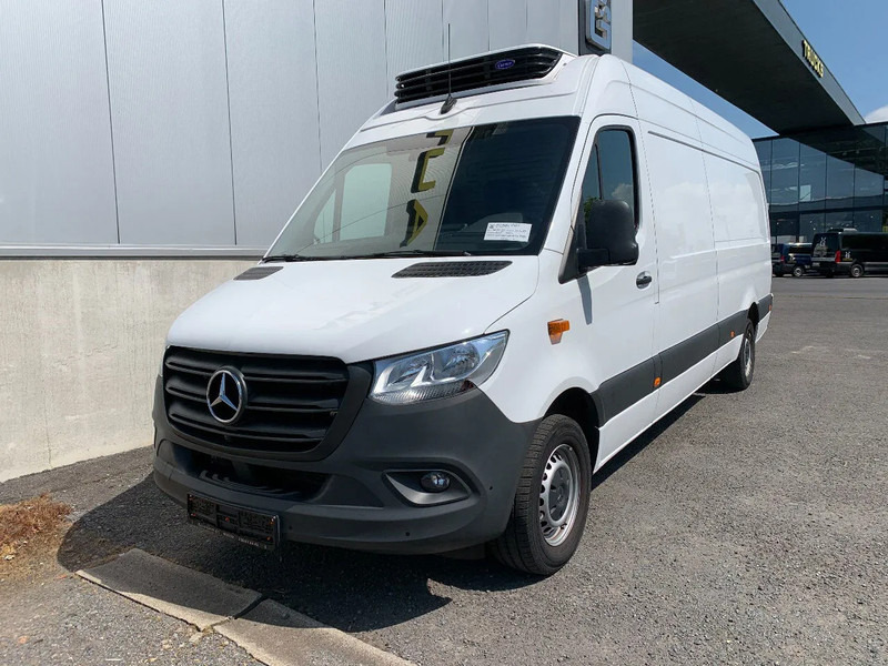 Mercedes-Benz Sprinter 315 L3H2*NEW Carrier xarios 350 -18°C*achteruitrijcamera*navigatie*zetelverwarming*360° camera* - Van berpendingin: gambar 1 Mercedes-Benz Sprinter 315 L3H2*NEW Carrier xarios 350 -18°C*achteruitrijcamera*navigatie*zetelverwarming*360° camera* - Van berpendingin: gambar 1