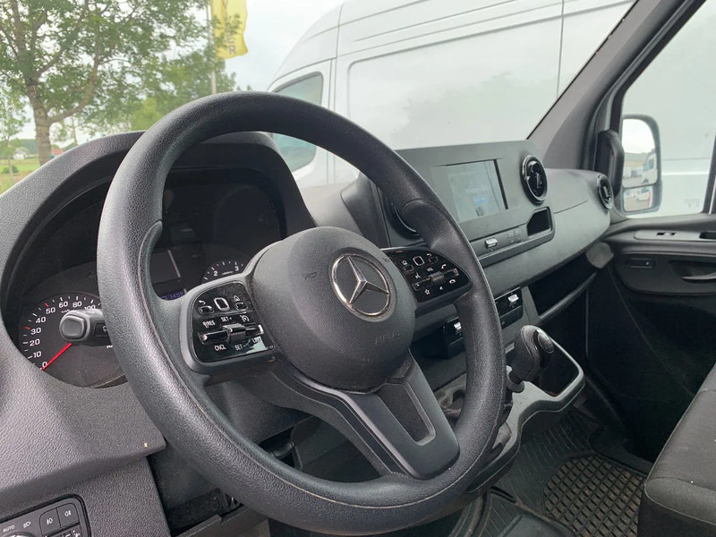 Mercedes-Benz Sprinter 317 CDI*L2H2*360°CAMERA*TEMPOMAT*NAVIGATIE*STOELVERWARMING* - Van panel: gambar 4 Mercedes-Benz Sprinter 317 CDI*L2H2*360°CAMERA*TEMPOMAT*NAVIGATIE*STOELVERWARMING* - Van panel: gambar 4