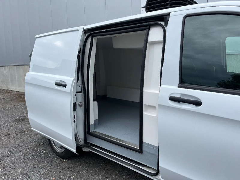 Mercedes-Benz Vito VITO*NACHTKOELING*VRIEZEN-18°*CAMERA*ZIJDEUR - Van berpendingin: gambar 5 Mercedes-Benz Vito VITO*NACHTKOELING*VRIEZEN-18°*CAMERA*ZIJDEUR - Van berpendingin: gambar 5