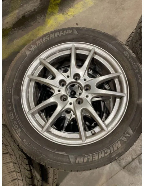 Michelin *205/55 R16 - Roda/ Ban untuk Mobil: gambar 2 Michelin *205/55 R16 - Roda/ Ban untuk Mobil: gambar 2