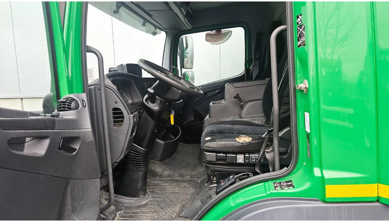 Mercedes-Benz Atego 1018 *L*Achteruitrijcamera*Automaat*Airco*Dhollandia Laadbrug*7149cm - Truk: gambar 3 Mercedes-Benz Atego 1018 *L*Achteruitrijcamera*Automaat*Airco*Dhollandia Laadbrug*7149cm - Truk: gambar 3