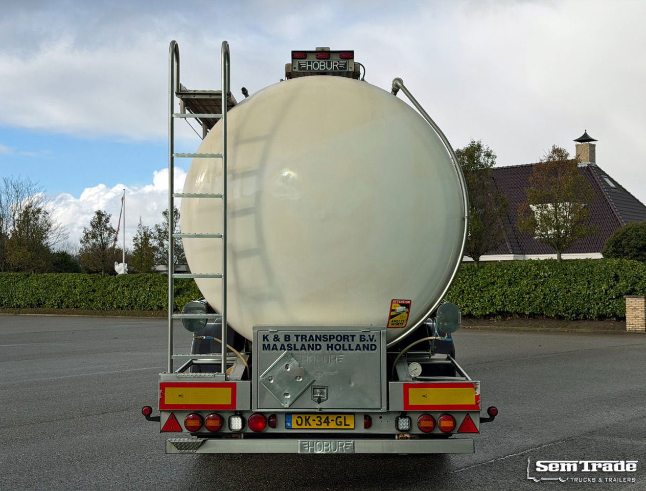 Burg 37.300 Liter 3 Compartments Disc Brakes Super Condition NL Trailer - Semi-trailer tangki: gambar 4 Burg 37.300 Liter 3 Compartments Disc Brakes Super Condition NL Trailer - Semi-trailer tangki: gambar 4