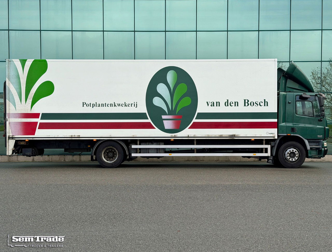 DAF CF 65.250 Euro 3 Manual Gearbox Lamboo Isolated BOX + Heater 970x250x270 CM Inside Tail Lift Holland-Truck - Truk box: gambar 5 DAF CF 65.250 Euro 3 Manual Gearbox Lamboo Isolated BOX + Heater 970x250x270 CM Inside Tail Lift Holland-Truck - Truk box: gambar 5