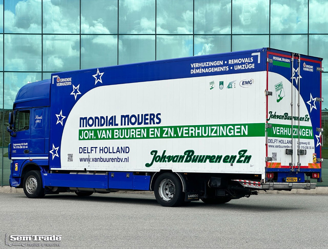 DAF XF 105.410 SSC Euro 5 Only 408.000 KM Full AIR Tail Lift Side Doors TOP Condition Holland Truck - Truk box: gambar 3 DAF XF 105.410 SSC Euro 5 Only 408.000 KM Full AIR Tail Lift Side Doors TOP Condition Holland Truck - Truk box: gambar 3